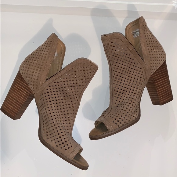 Larise bootie from Lucky Brand - Picture 6 of 8